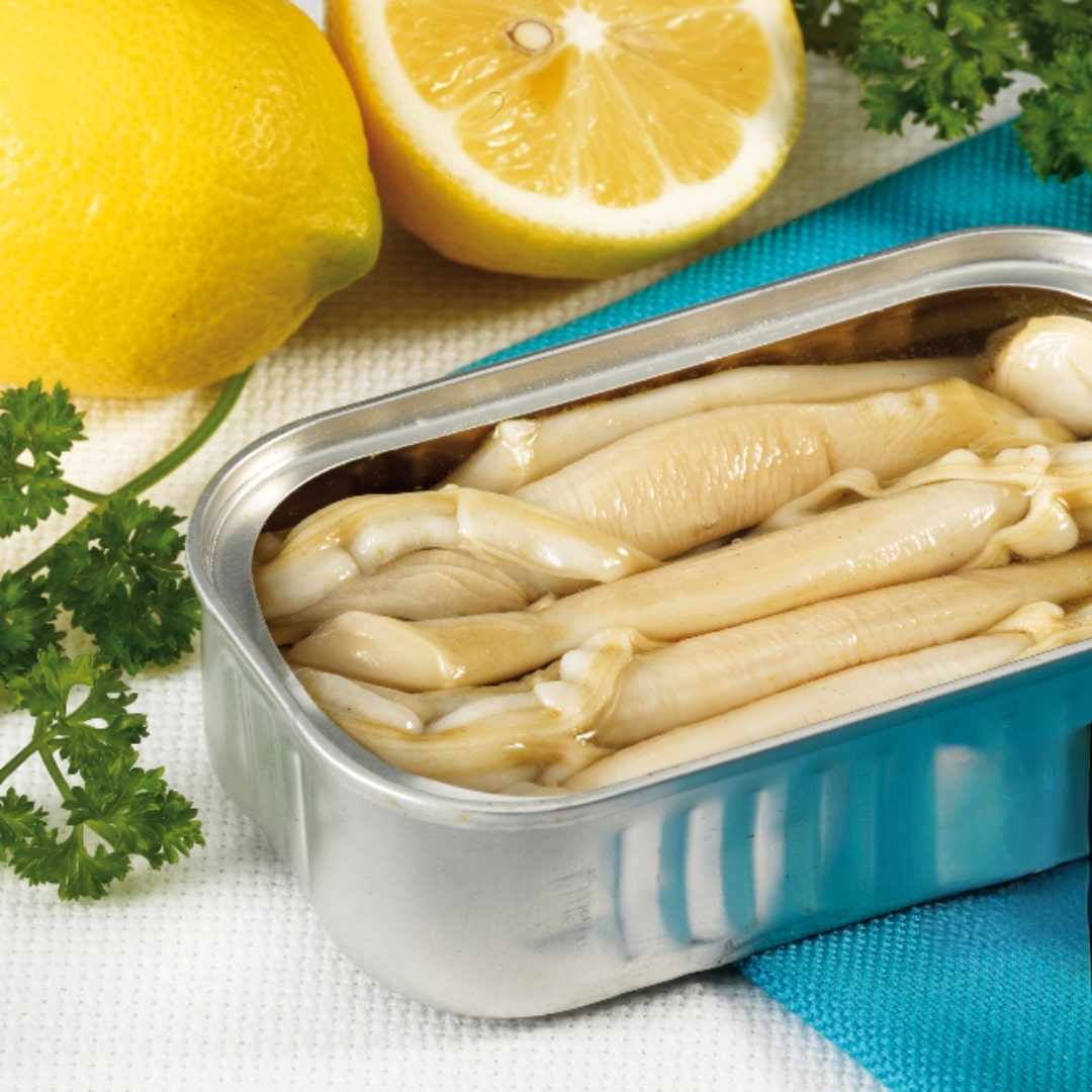 canned navajas razor clams with lemon